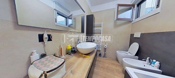 2 bedrooms Apartment in Vicenza, Italy No. 266373 9