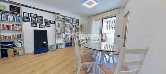 2 bedrooms Apartment in Vicenza, Italy No. 266373 2