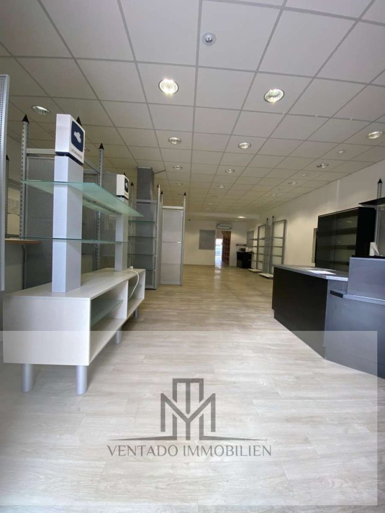  عقار تجاري في Darmstadt-Dieburg, Germany 150متر مربع رقم 313396