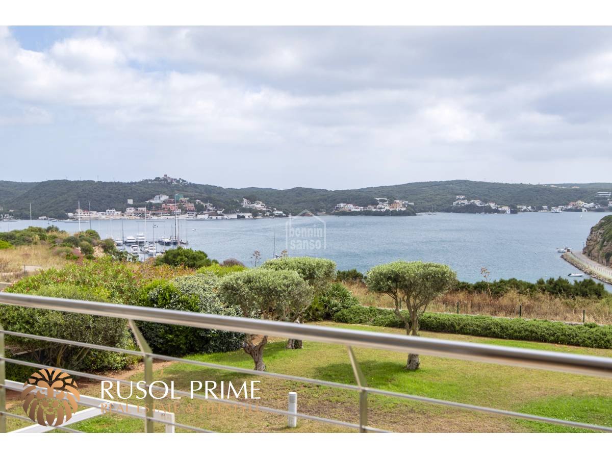 4 bedrooms Apartment in Mahon, Spain No. 5022