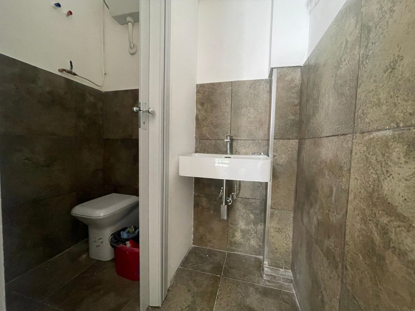 50m² Commercial property in Palermo, Italy No. 289383