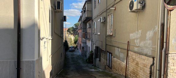 3-salle Appartement à Benevento, Italy No. 63701 2