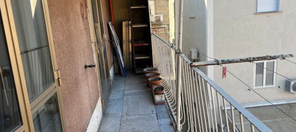 3-salle Appartement à Benevento, Italy No. 63701 6