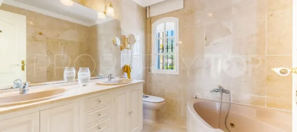 8 Schlafzimmer Villa in Marbella, Spain, Nr. 187715 22