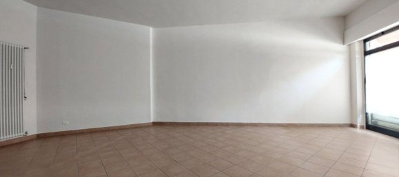 62m² Commercial property in Venice, Italy No. 161831 8