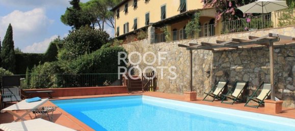 20 rooms Villa in Lucca, Italy No. 50825 3