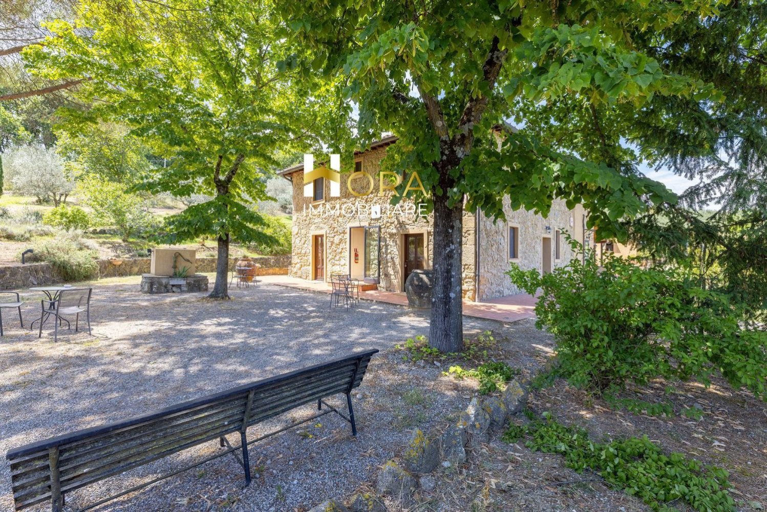 14-Zimmer Villa in San Gimignano, Italy, Nr. 299539