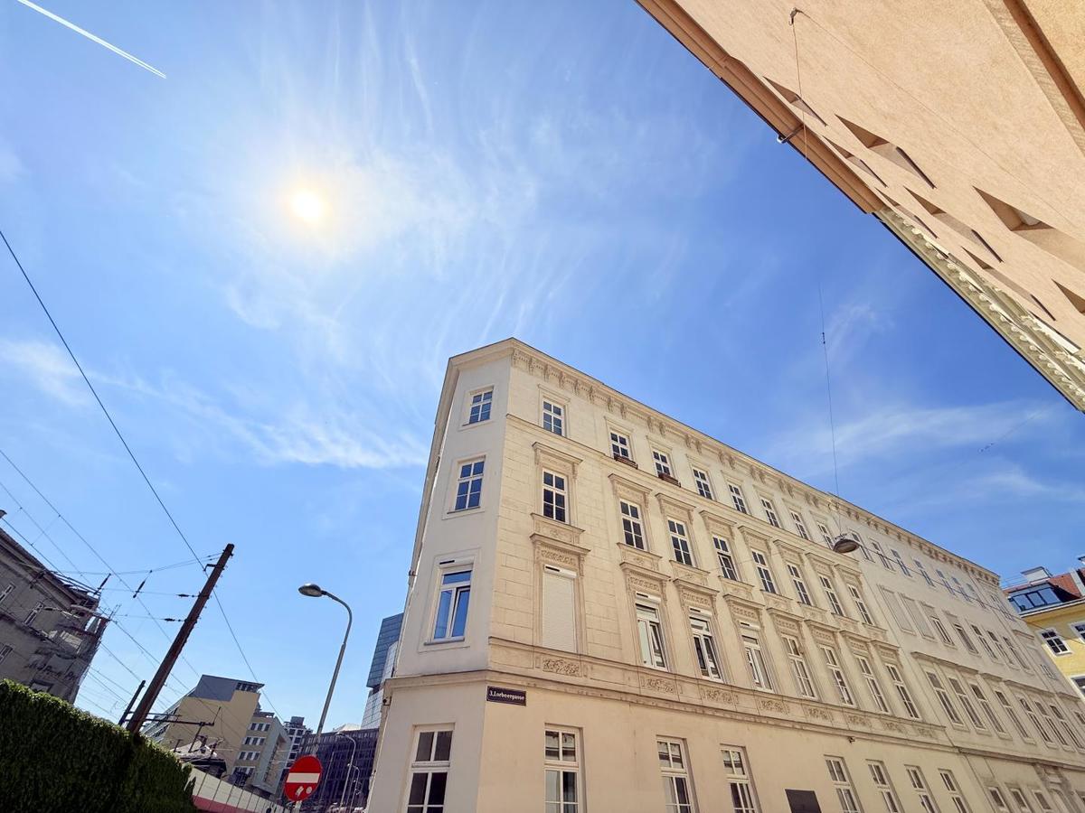 2 rooms Apartment in Penzing, Austria No. 229863