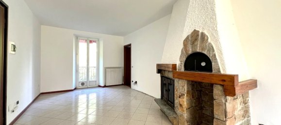 3-salle Appartement à Asso, Italy No. 141104 7
