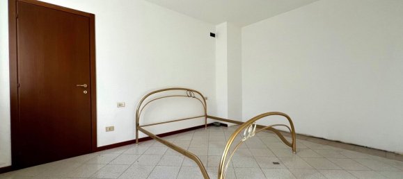 3-salle Appartement à Asso, Italy No. 141104 15