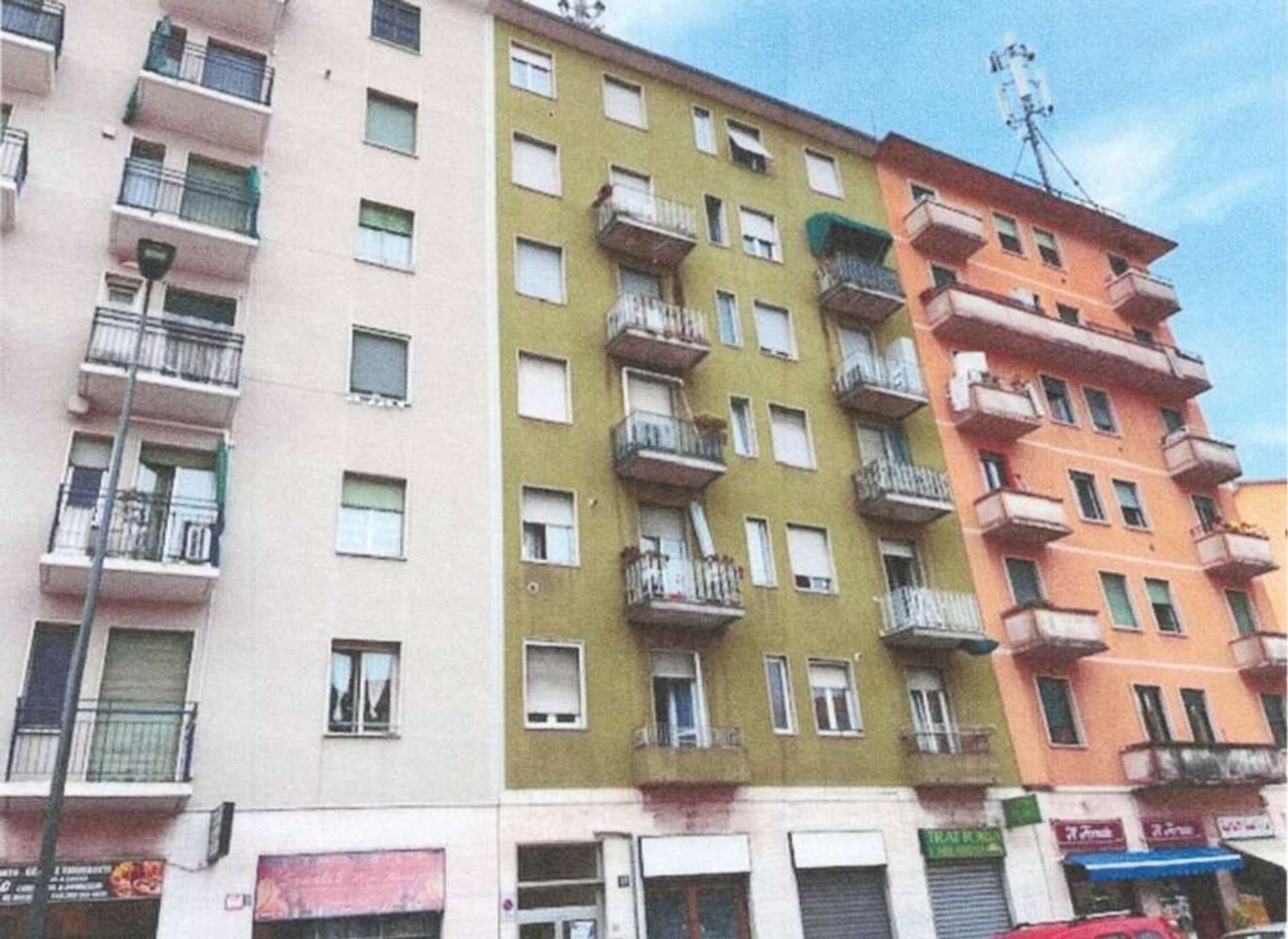 2-Zimmer Wohnung in Milan, Italy, Nr. 245012