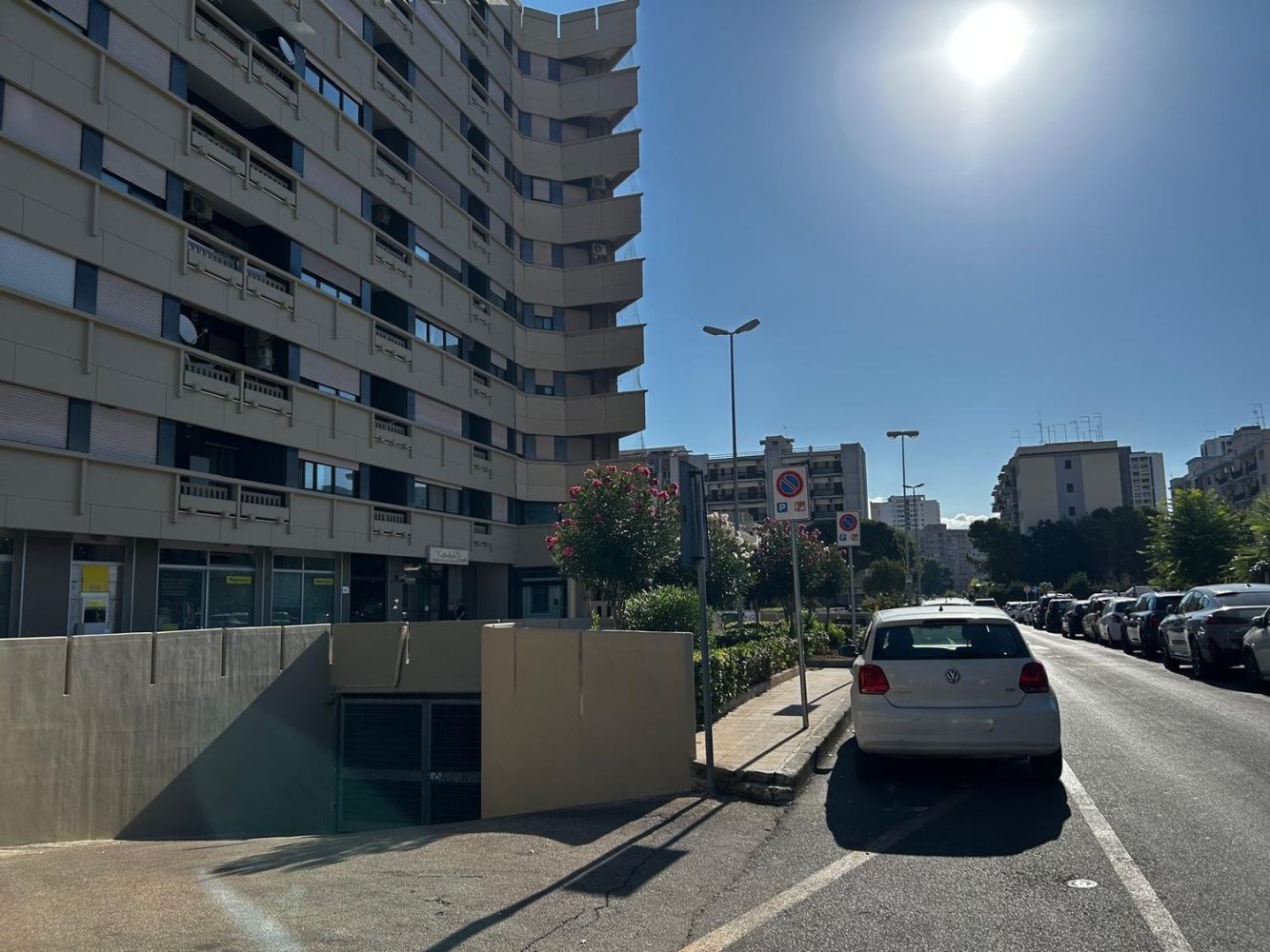 14m² Garage in Taranto, Italy No. 340789