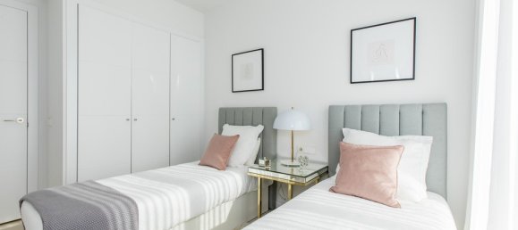 4 bedrooms Apartment in Fuengirola, Spain No. 9967 5