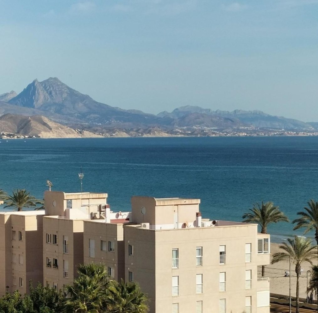 4 Schlafzimmer Wohnung in El Campello, Spain, Nr. 64807