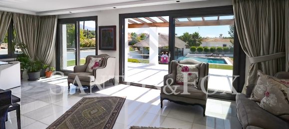 Villa de 4 dormitorios en Marbella, Spain No. 82243 3