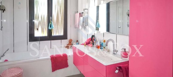 Villa de 4 dormitorios en Marbella, Spain No. 82243 18