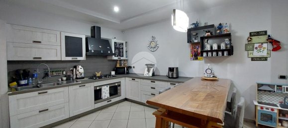 3 rooms Villa in Torre del Greco, Italy No. 6559 4
