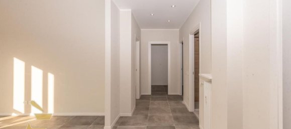 3 rooms Apartment in Valenza, Italy No. 197550 6