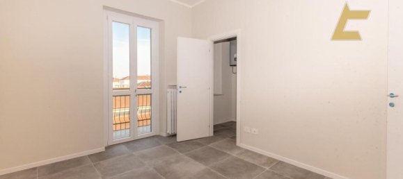 3 rooms Apartment in Valenza, Italy No. 197550 11