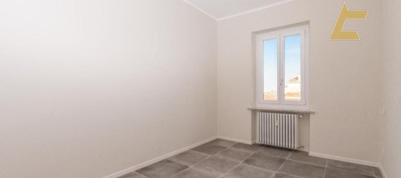 3 rooms Apartment in Valenza, Italy No. 197550 10