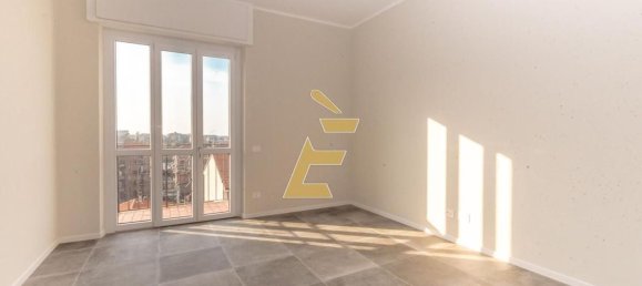 3 rooms Apartment in Valenza, Italy No. 197550 2