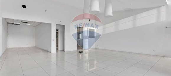 3غرفة عقار تجاري في Pieve Emanuele, Italy رقم 260081 10