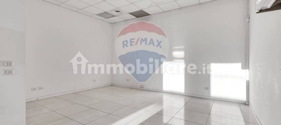 3غرفة عقار تجاري في Pieve Emanuele, Italy رقم 260081 4