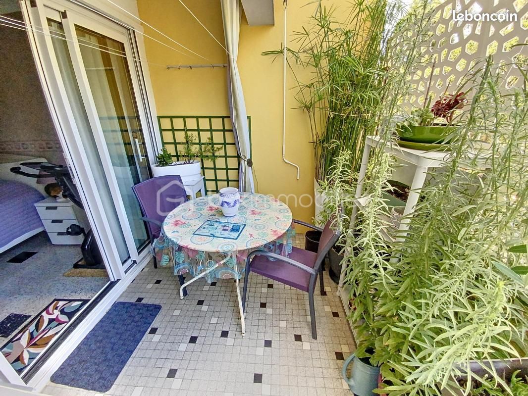 2 bedrooms Apartment in Montpellier, France No. 339411