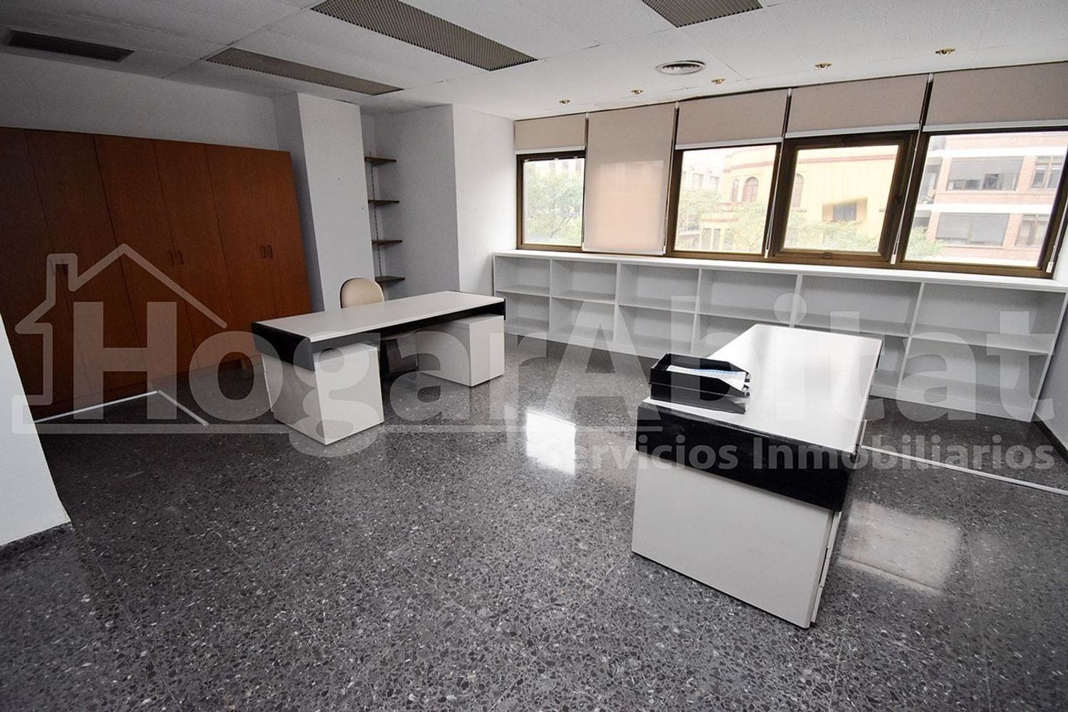Escritório em Castellon de la Plana, Spain 139 m² N.º 106094