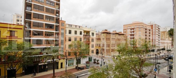 Escritório em Castellon de la Plana, Spain 139 m² N.º 106094 36