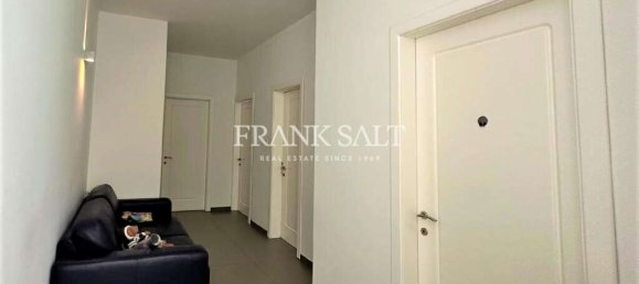 Мезонет с 3 спальнями в Свийи, Мальта № 2673 5