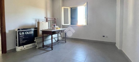 3 rooms Apartment in Calvizzano, Italy No. 80277 9