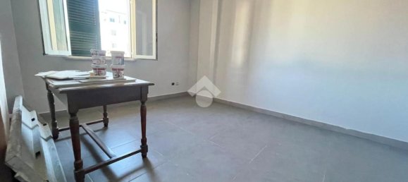 3 rooms Apartment in Calvizzano, Italy No. 80277 11