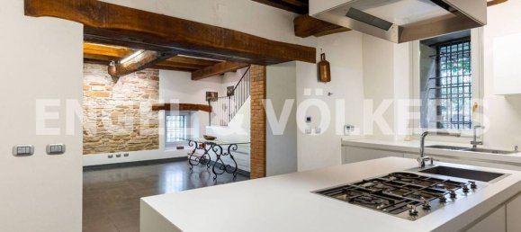 4 bedrooms Villa in Monte San Pietro, Italy No. 132559 3