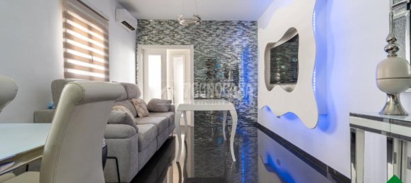 Дом с 3 комнатами в Санта-Фе, Испания № 144963 3