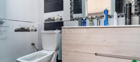 Дом с 3 комнатами в Санта-Фе, Испания № 144963 27