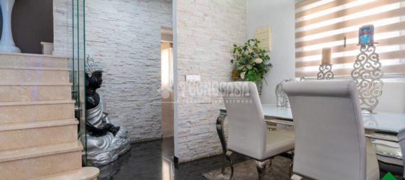 Дом с 3 комнатами в Санта-Фе, Испания № 144963 7