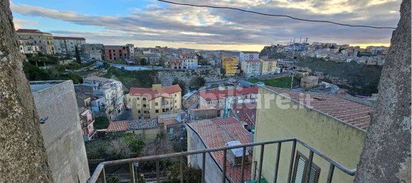 2 bedrooms House in Enna, Italy No. 33811 20