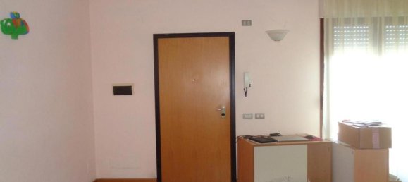 2 bedrooms Villa in Petriano, Italy No. 364651 9