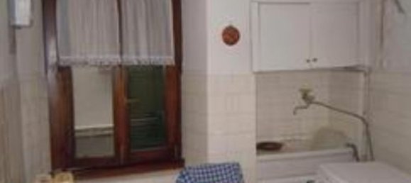 3-salle Appartement à Sondrio, Italy No. 3511 25