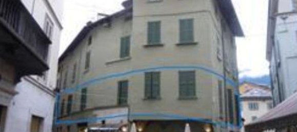 3-salle Appartement à Sondrio, Italy No. 3511 20