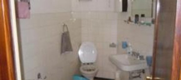 3-salle Appartement à Sondrio, Italy No. 3511 5