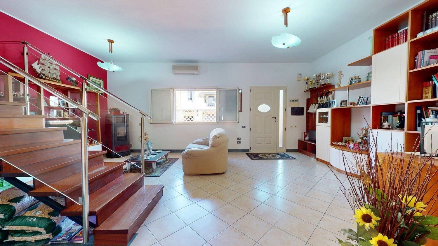 5 Schlafzimmer Villa in Selargius, Italy, Nr. 355050