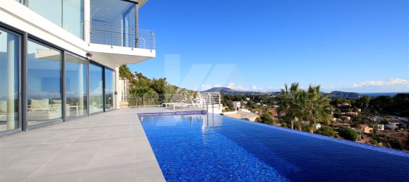 4 bedrooms Villa in Benissa, Spain No. 3699 8