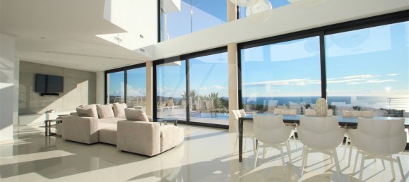 4 bedrooms Villa in Benissa, Spain No. 3699 9