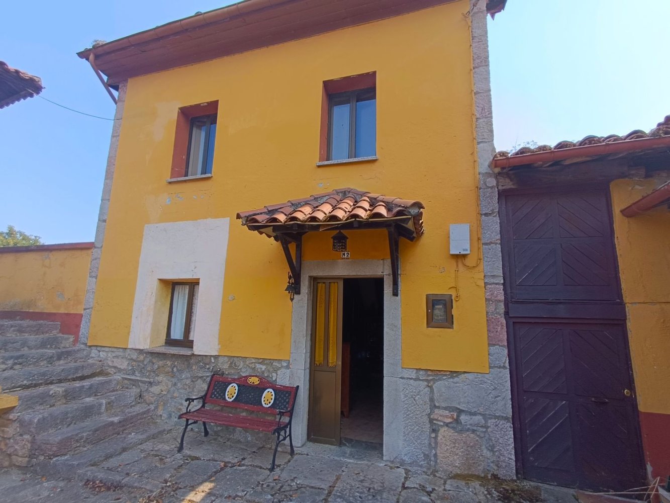 3 bedrooms House in Las Regueras, Spain No. 211630