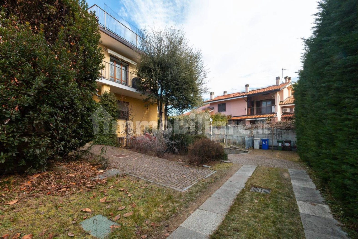 3 bedrooms Apartment in Villarbasse, Italy No. 324053