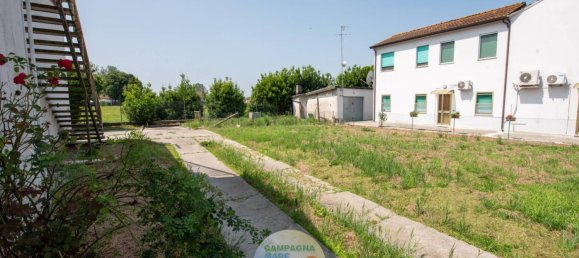 3 Schlafzimmer Villa in Codigoro, Italy, Nr. 258505 6