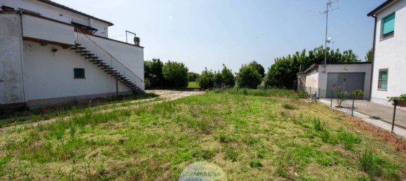 3 Schlafzimmer Villa in Codigoro, Italy, Nr. 258505 3