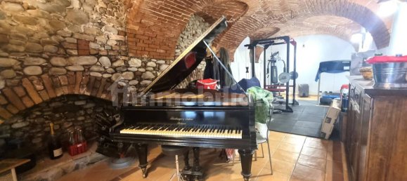 4 bedrooms House in Fontanile, Italy No. 115595 5